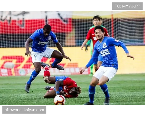 胡巴卡德进攻端创造力不足 近3轮仅打入2球成战术短板 胡巴卡德进攻端创造力不足 近3轮仅打入2球成战术短板